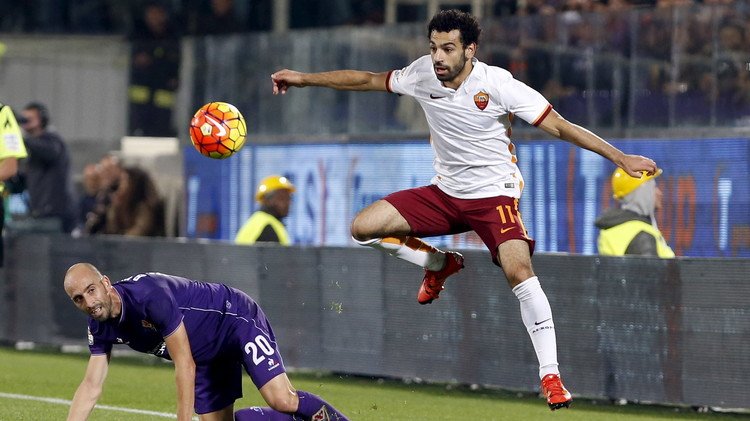 محمد صلاح يقود ذئاب روما إلى افتراس فريقه السابق  