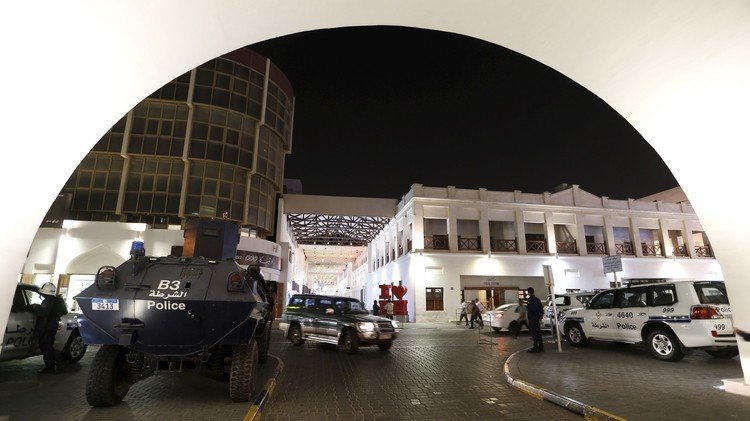 البحرين تعلن القبض على عناصر "تنظيم إرهابي" وتتهم إيران بدعمه