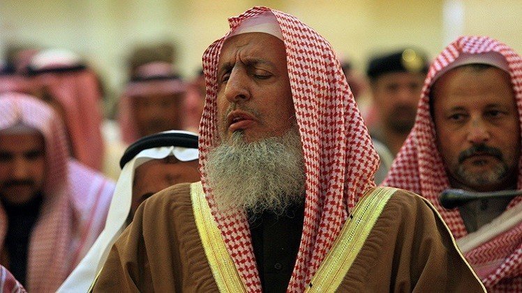 مفتي السعودية: "داعش" خدعت كثيرين