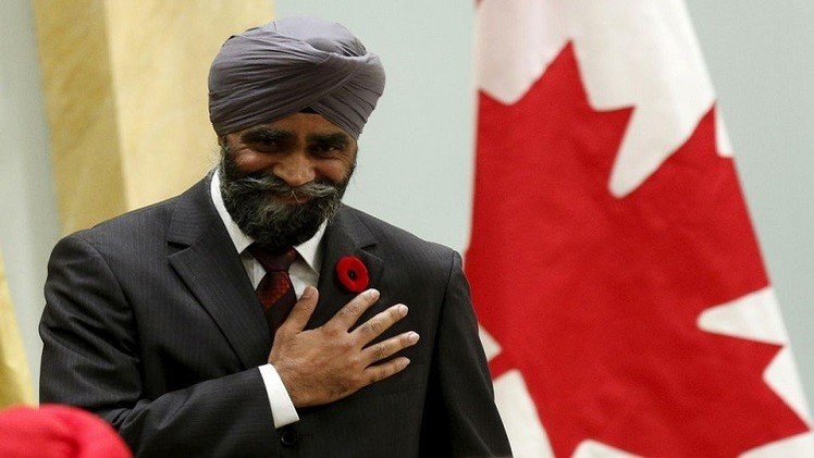 "محارب" من أصل هندي يتولى منصب وزير الدفاع في كندا