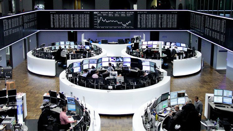 المؤشرات الأوروبية تنخفض في تداولات نهاية الأسبوع