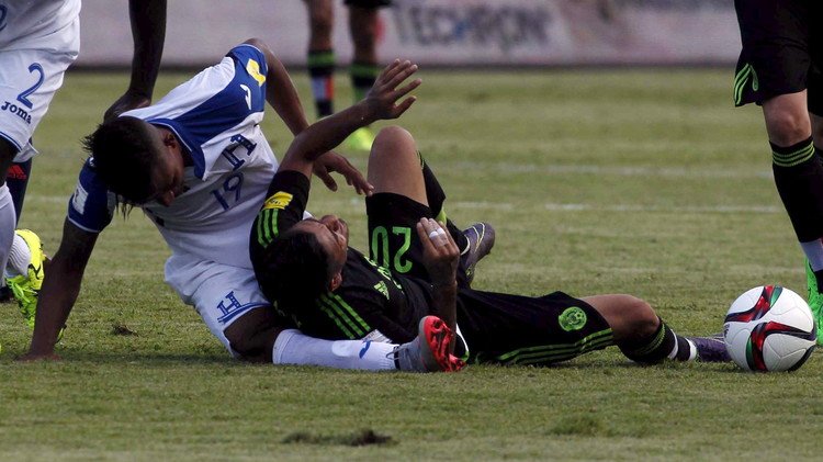 هندوراس تتلقى ضربتين موجعتين 