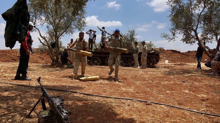 سوريا.. "الائتلاف" يدعو "الجيش الحر" إلى النفير العام 
