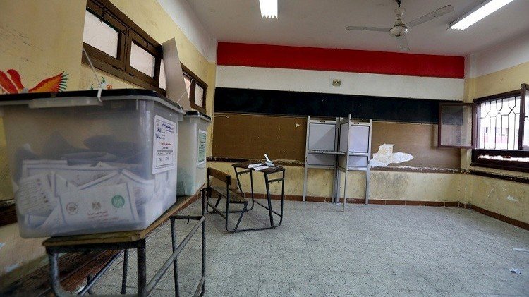 مؤشرات نتائج الجولة الأولي تؤكد تصدر "في حب مصر" والإعادة في غالب دوائر الفردي