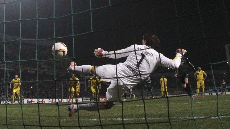 الدوري الأوروبي.. كراسنودار يحجز مقعده وليفربول يلحق بركب المتأهلين (فيديو)
