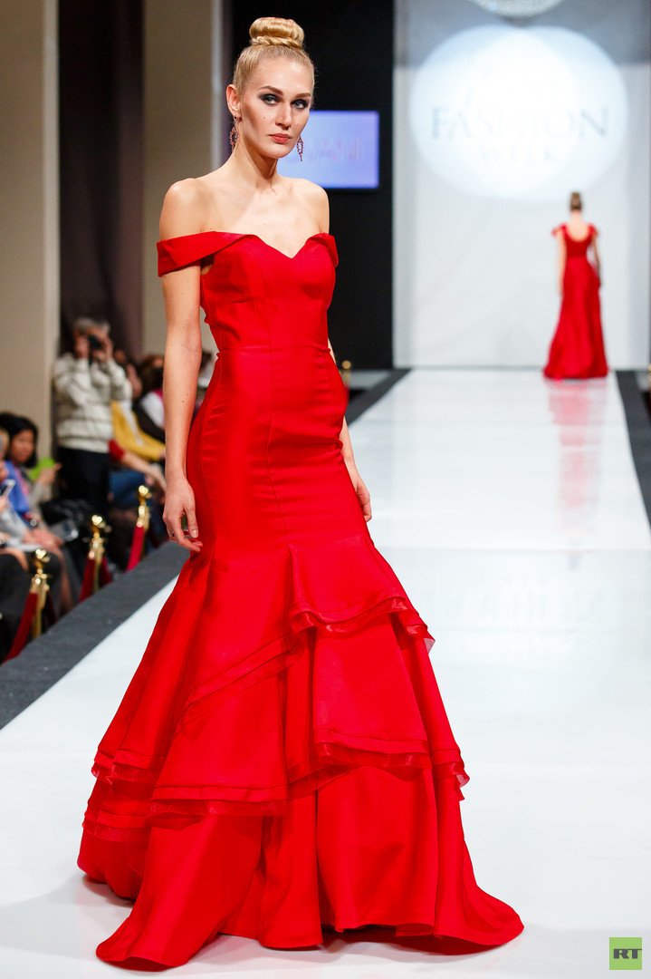 جوفاني في اسبوع الموضة بموسكو Estet Fashion Week