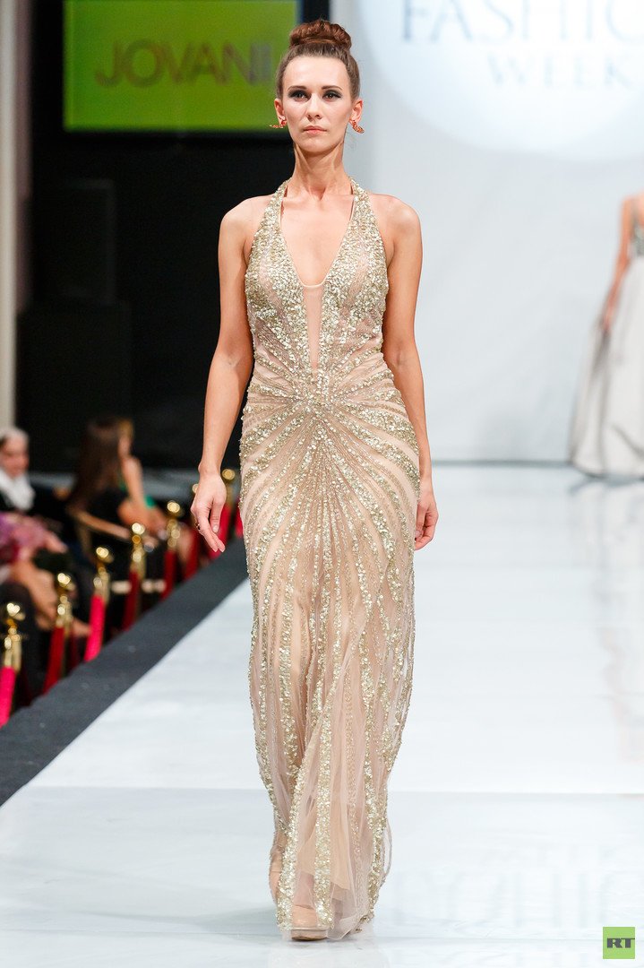 جوفاني في اسبوع الموضة بموسكو Estet Fashion Week