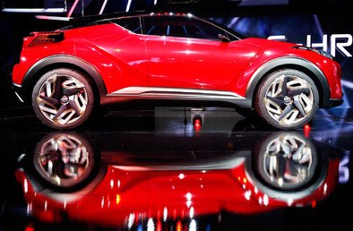 سيارة Scion C-HR المستقبلية قدمت في معرض لوس أنجلس للسيارات
