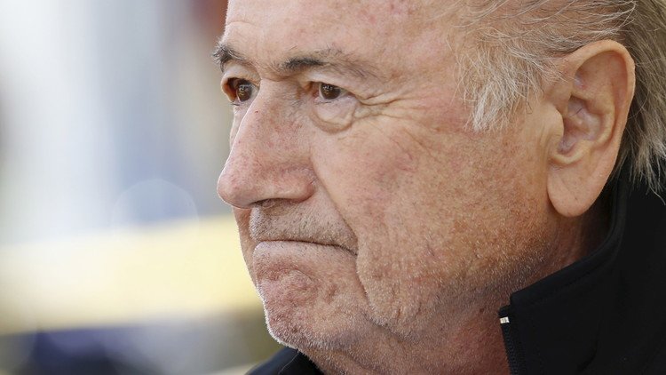 فضائح الفيفا.. بلاتر:" أنا لست مسؤول المحاسبة المالية في الفيفا"