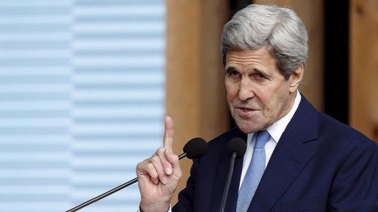 كيري: سفينة تحمل 11 ألف كغم من اليورانيوم غادرت إيران إلى روسيا