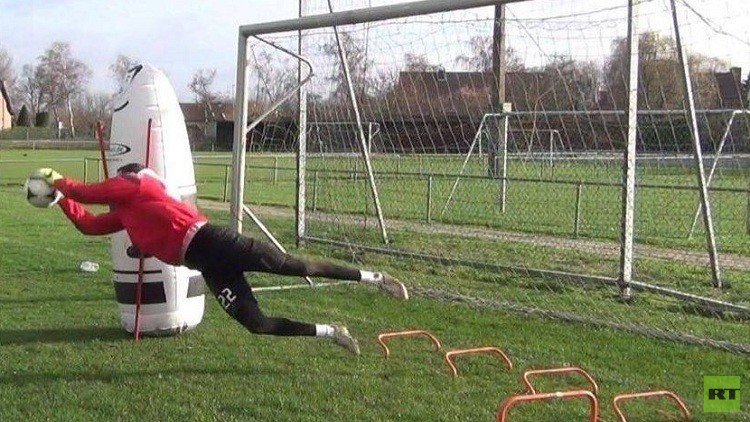 حارس مرمى سوري يقترب من الاحتراف في الدوري البلجيكي 