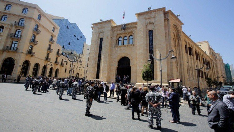 لبنان يتهم إسرائيل بمقتل العريف الإسباني 