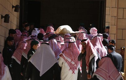 وفاة الملك عبد الله بن عبد العزيز: نعت السعودية في 23 يناير/ كانون الثاني العاهل السعودي الملك عبدالله بن عبدالعزيز آل سعود. وأعلن الديوان الملكي مبايعة العاهل السعودي الجديد الملك سلمان بن عبدالعزيز، ملكا للسعودية.