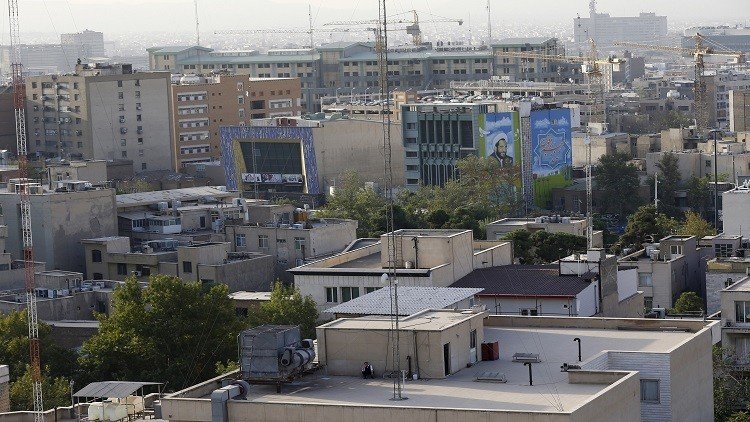 الكويت تسلم مذكرة احتجاج للسفير الإيراني  وتستدعي سفيرها