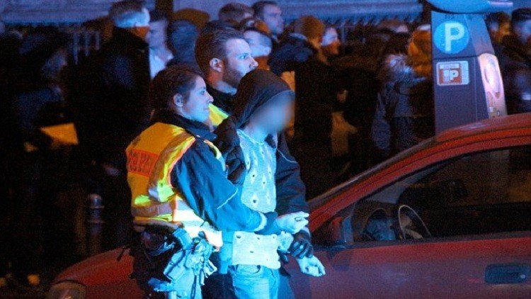 "الإعلام المخمور" عن لاجئ سوري ثمل: "ميركل دعتنا"