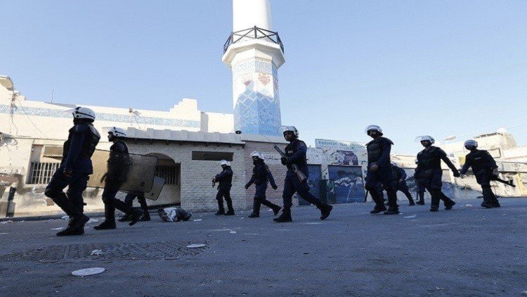 البحرين.. أحكام بالسجن لمدة 15 عاما بحق  57 متهما بارتكاب أعمال شغب 