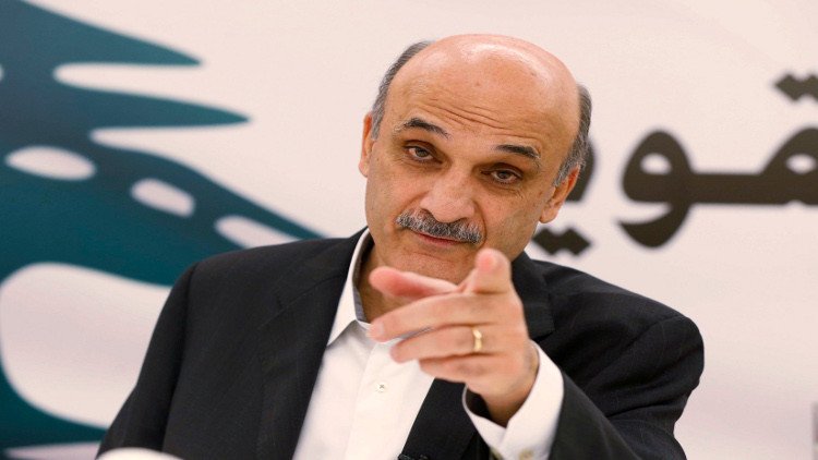 جعجع والحريري يحملان حزب الله مسؤولية قطع المساعدات السعودية عن لبنان