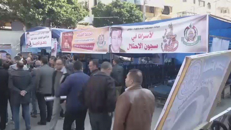 إضرابات في غزة تضامنا مع القيق