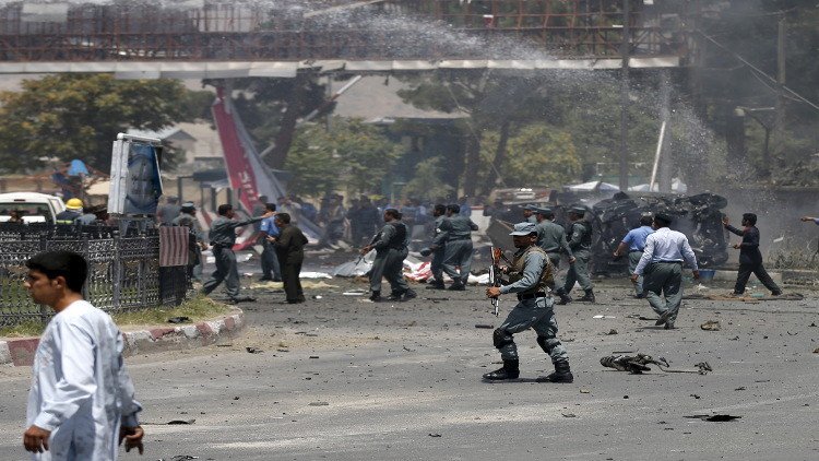 مقتل 9 أشخاص على الأقل في هجوم انتحاري استهدف وزارة الدفاع بكابل