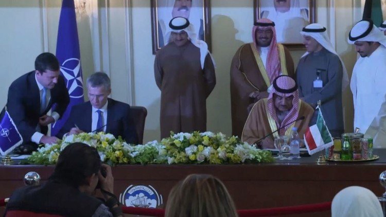 الناتو يوقع اتفاقية مع الكويت لتسهيل عبور قواته عبر أراضيها (فيديو)