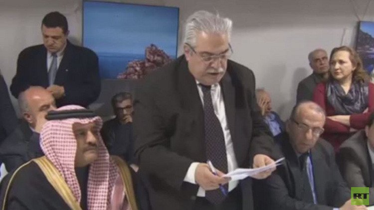 ممثلون عن المعارضة السورية الداخلية يصدرون بيانا من "حميميم" حول الثوابت الوطنية (فيديو)