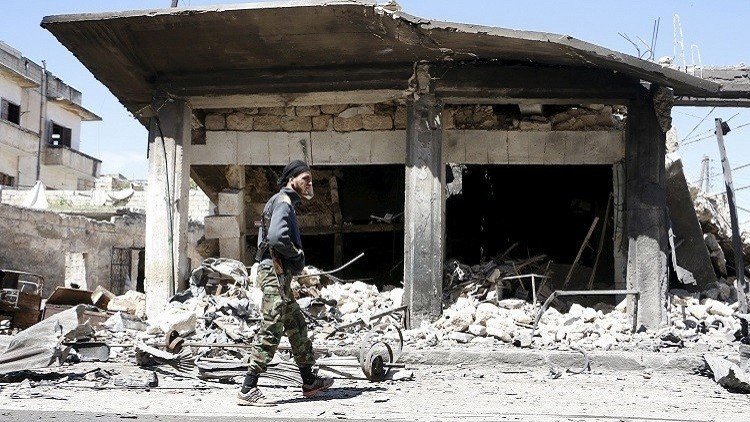 ناشطون: مقتل قيادي في جبهة النصرة و20 آخرين في غارات بمحافظة إدلب شمال سوريا 