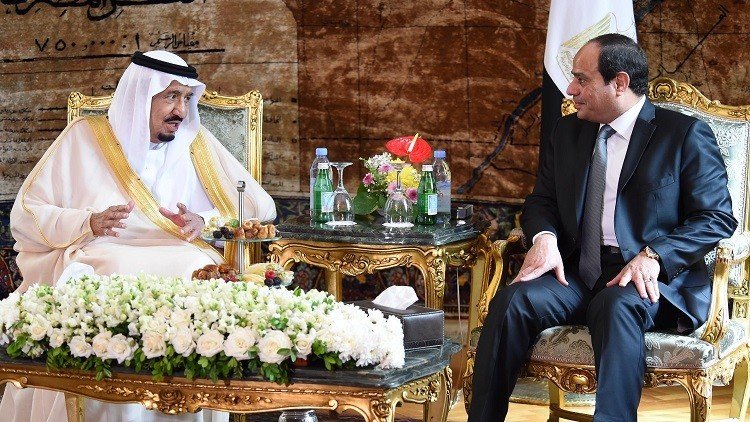 الملك سلمان يكتب في تويتر: لمصر مكانة في نفسي 
