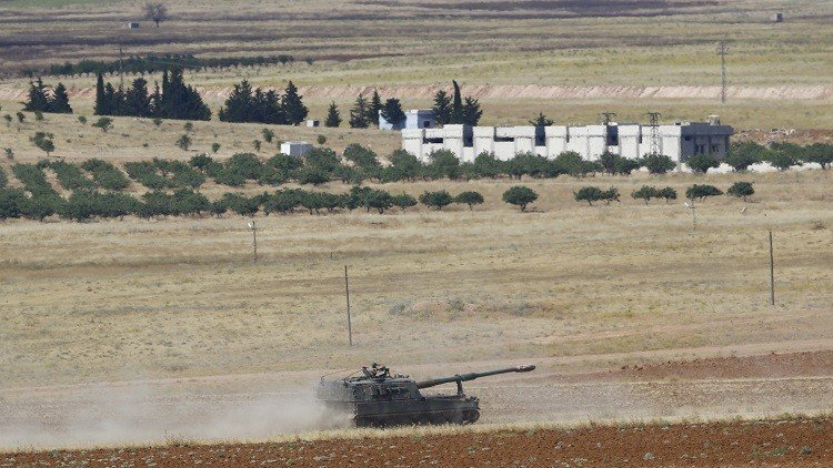 سقوط قذائف على بلدة تركية من الحدود السورية وتركيا ترد