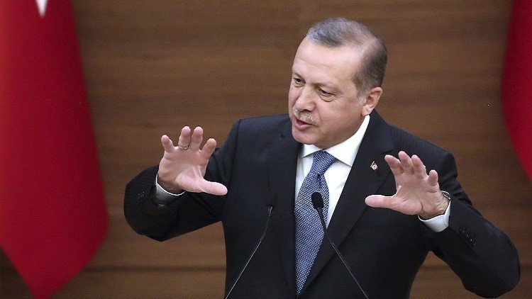 أصابع أردوغان حول أعناق أتراك هولندا