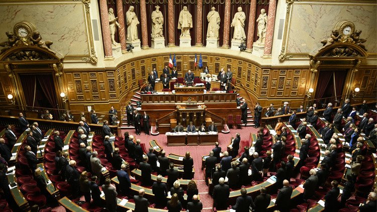   البرلمان الفرنسي يدعم  رفع العقوبات عن موسكو