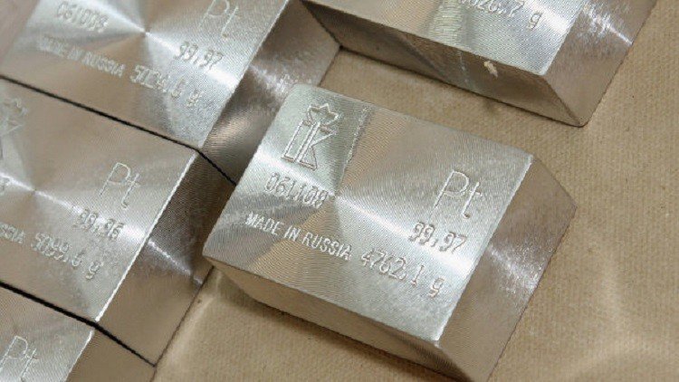 روسيا وزيمبابوي تتعاونان في استخراج البلاتين