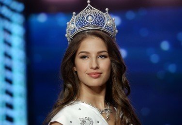 ملكة جمال روسيا 2016 يانا دوبروفولسكايا من مدينة تيومين