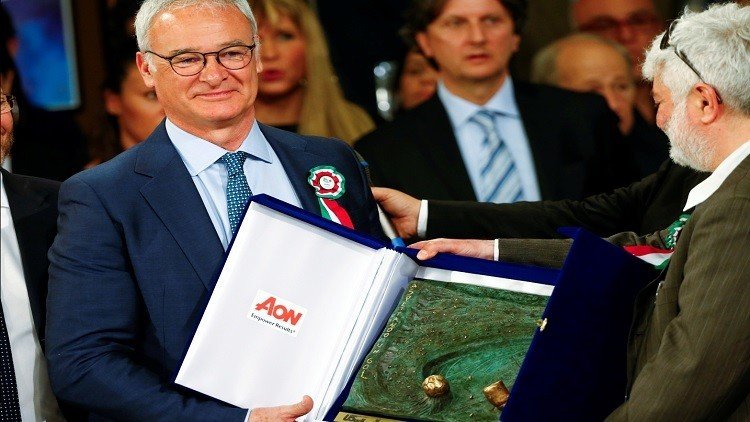 إيطاليا تكرم كلاوديو رانييري على انجازه مع ليستر