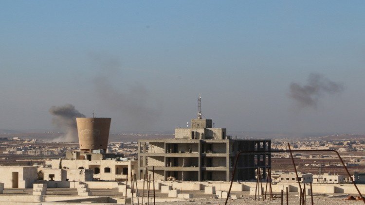 تركيا والتحالف يقصفان حلب 