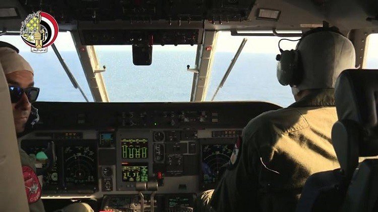 باريس: كل شيء جائز فيما يتعلق بتحطم "المصرية" 