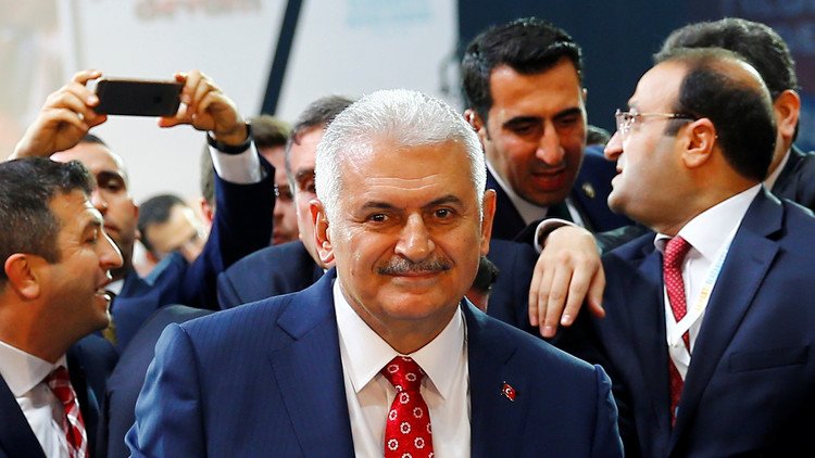 أردوغان يكلف يلدريم بتشكيل حكومة جديدة