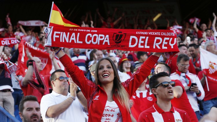 تشكيلة برشلونة وإشبيلية لكأس الملك .. (صور)