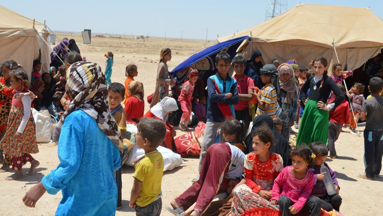 إجلاء مئات المدنيين من مناطق القتال في الفلوجة 