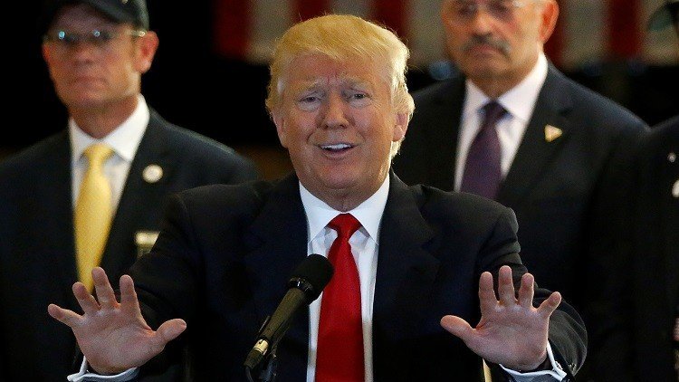 لماذا يخشى مسؤولو المخابرات الأمريكية فوز ترامب بالرئاسة؟