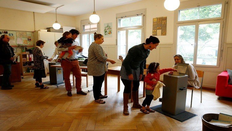 سويسرا ..النتائج الأولية للتصويت بشأن الراتب 