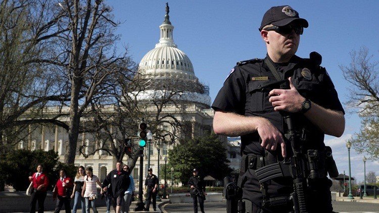 إصابة 4 أشخاص بإطلاق نار قرب الكونغرس في واشنطن 