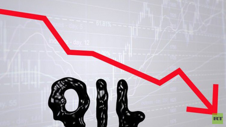 النفط يهوي موافقا توقعات روسية