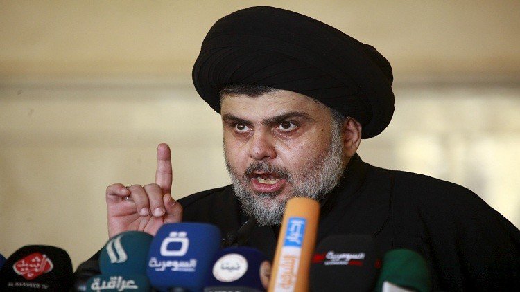 الصدر يطالب المتظاهرين بالابتعاد عن النجف 