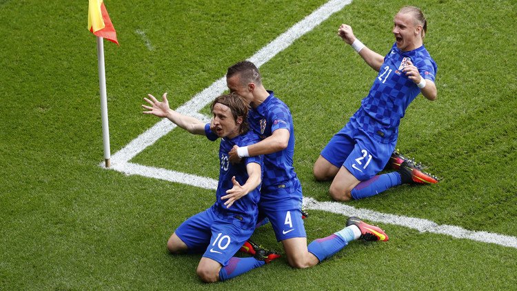 كرواتيا تستهل مشوارها في اليورو بفوز ثمين على تركيا .. فيديو