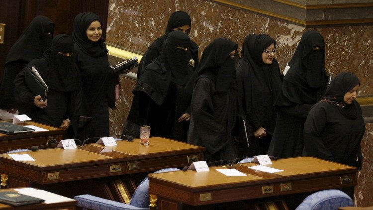 شركة "أوبر" للنقل: 80% من زبائننا في السعودية نساء