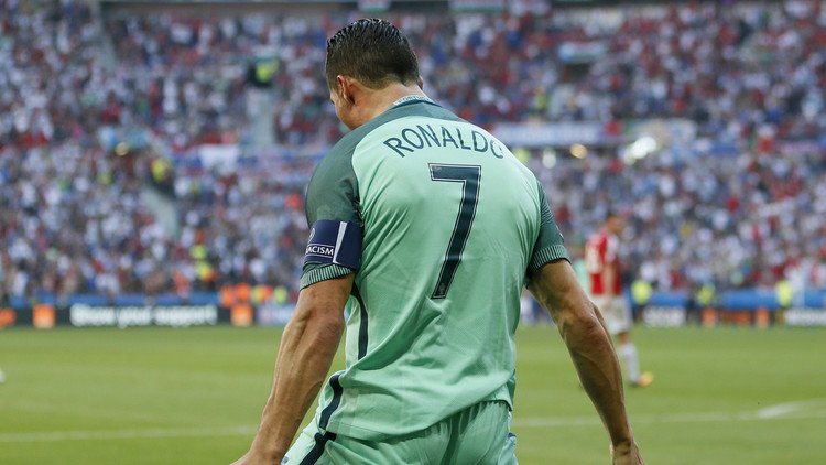 يورو 2016.. رونالدو يحطم رقما قياسيا جديدا
