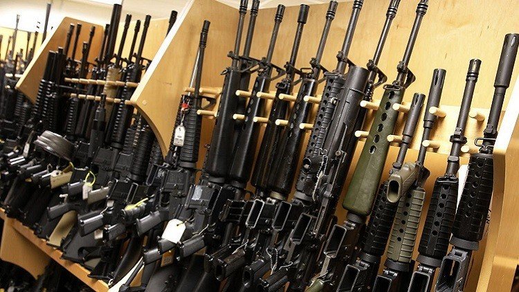 زيادة مبيعات بندقية "AR-15" بعد هجوم أورلاندو