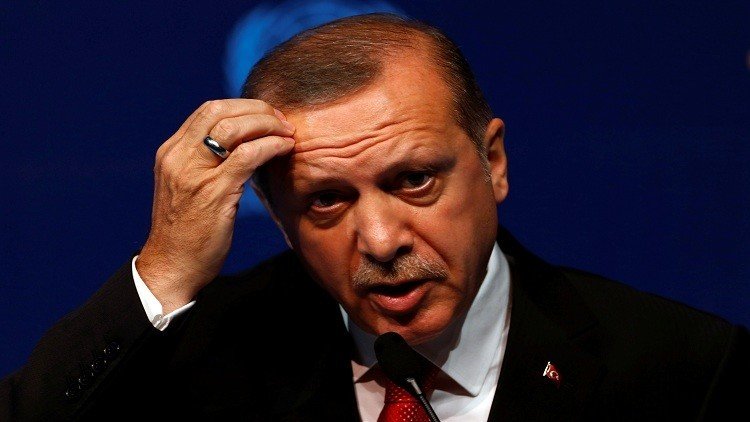 سنة مع وقف التنفيذ لرجل شبه أردوغان بـ"غولوم"