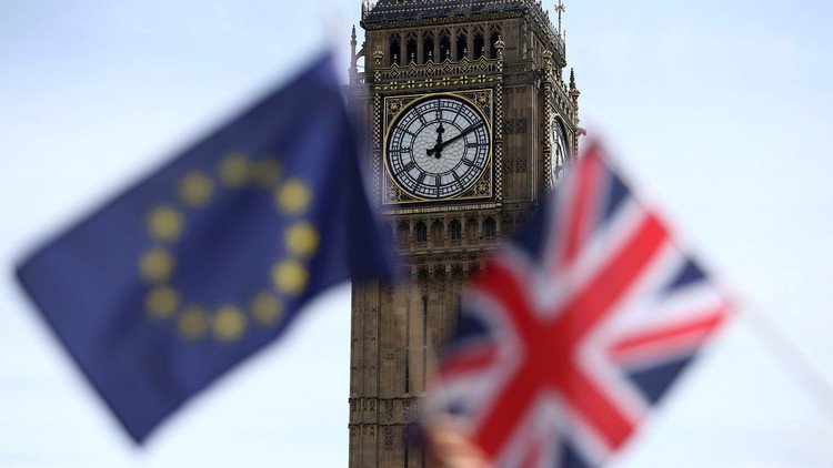 هل سيكون "Brexit" حجر الدومينو الأوروبي الأول؟