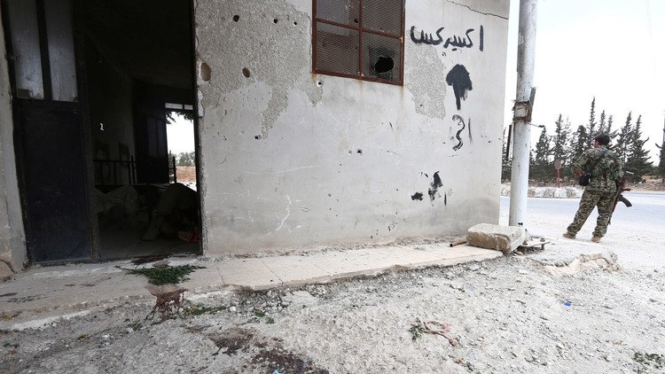  قوات سوريا الديمقراطية تلاحق قناصة "داعش"  
